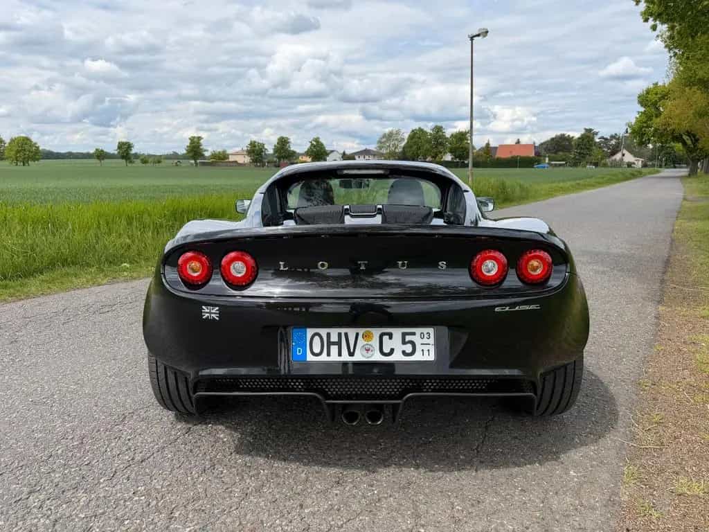 Lotus Elise S3 RHD neuwertiger Zustand 04/2010-photo-6