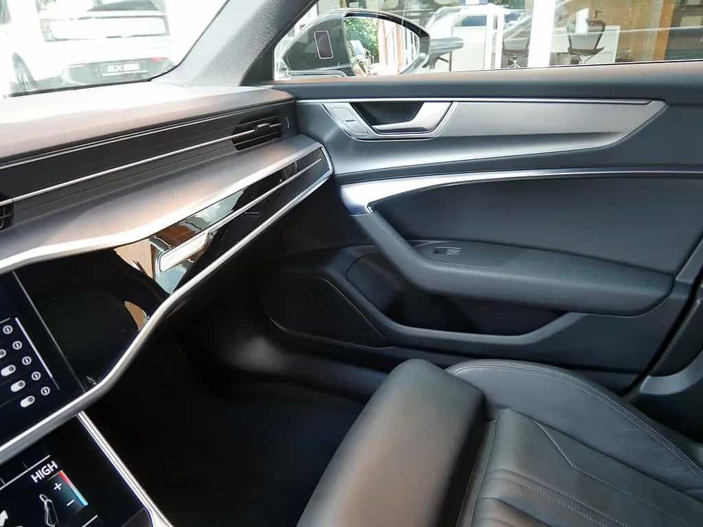 Audi A6 Avant 45 TFSI sport 11/2022-photo-24