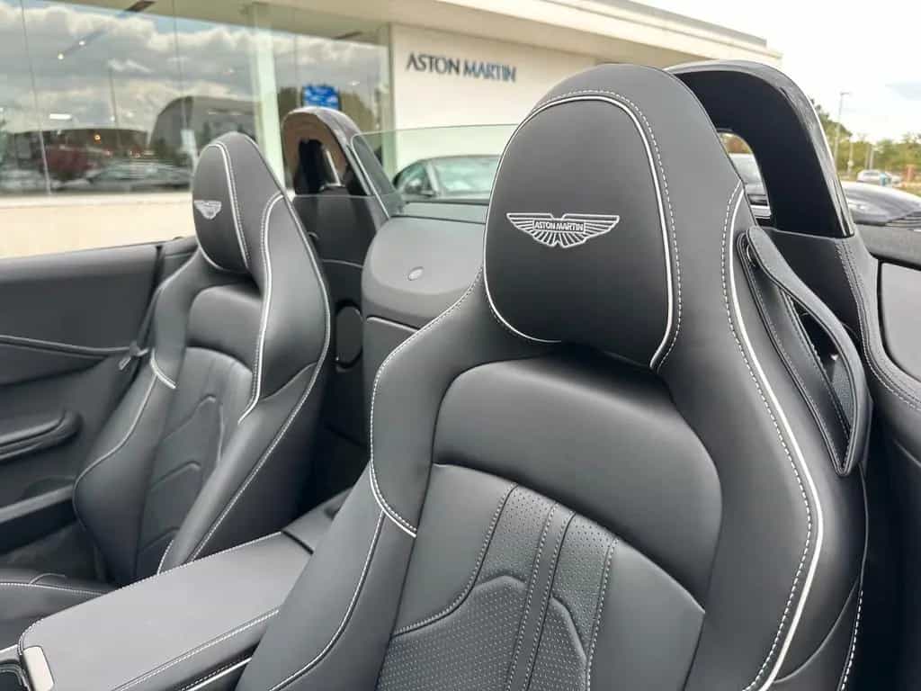 Aston Martin V8 Vantage 4.0 V8 Roadster null-photo-25