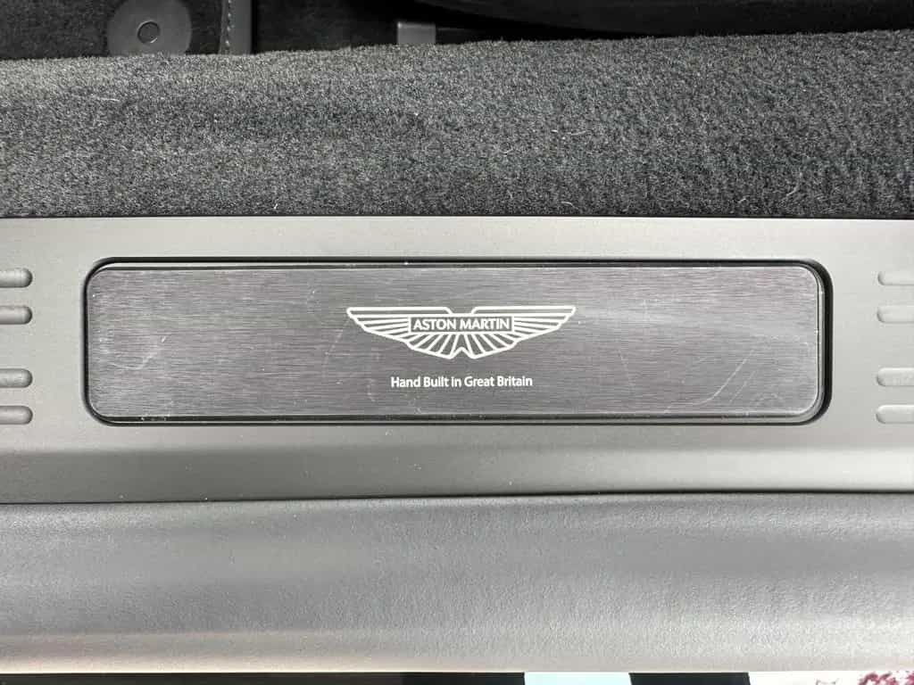 Aston Martin V8 Vantage 4.0 V8 Roadster null-photo-29