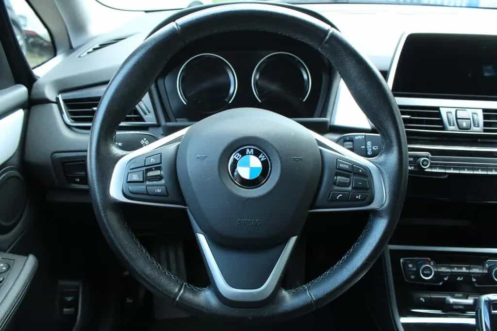 BMW 218 Gran Tourer Advantage * Kamera* Navi* 02/2020-photo-13