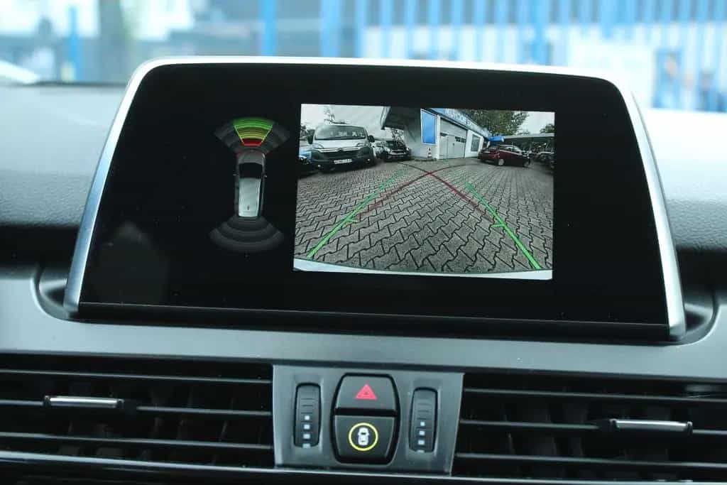 BMW 218 Gran Tourer Advantage * Kamera* Navi* 02/2020-photo-19