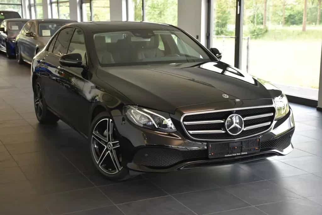 Mercedes-Benz E-Class d 4Matic EXCLUSIV"MASSAGE"HUD"360°CAM"TV" 11/2019-photo-1