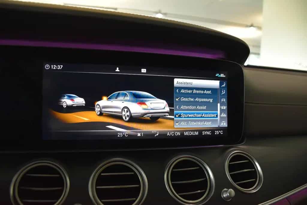 Mercedes-Benz E-Class d 4Matic EXCLUSIV"MASSAGE"HUD"360°CAM"TV" 11/2019-photo-37