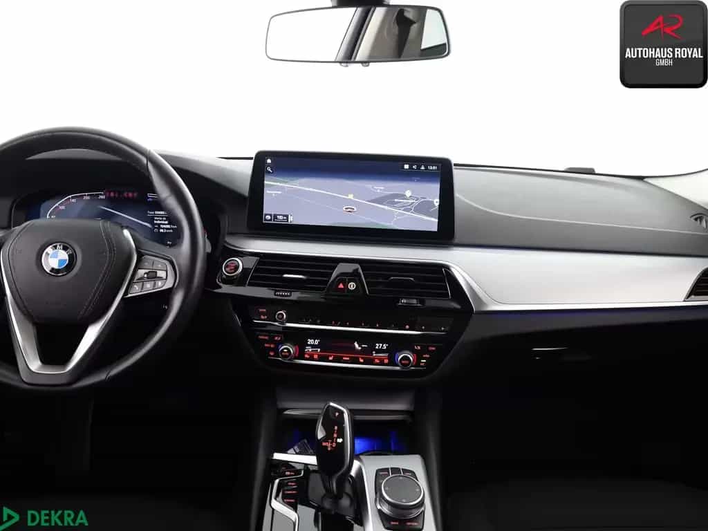 BMW 520 d T ACC,KAMERA,CARPLAY,TOTWINKEL,SPURHALTE 04/2021-photo-10