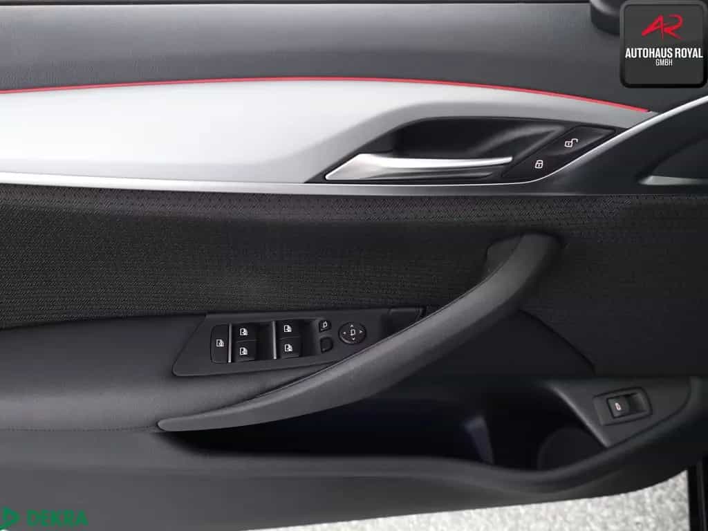 BMW 520 d T ACC,KAMERA,CARPLAY,TOTWINKEL,SPURHALTE 04/2021-photo-13
