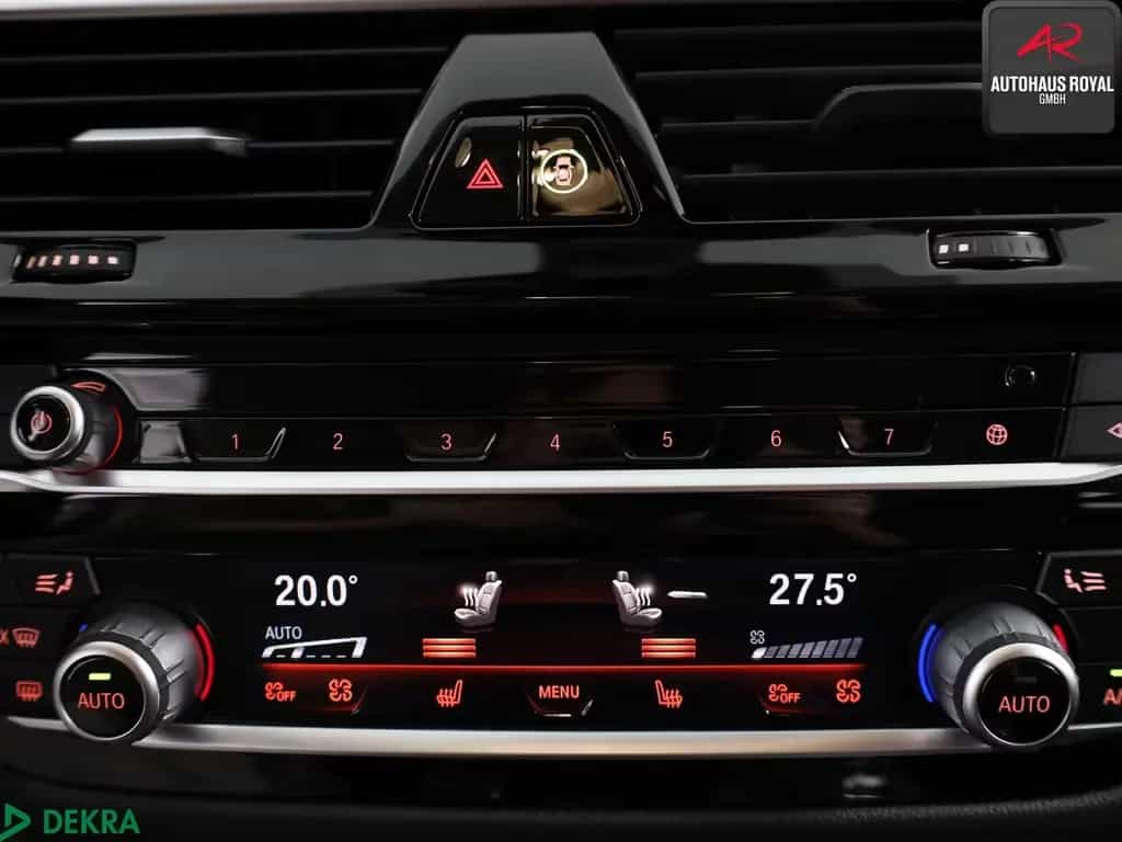 BMW 520 d T ACC,KAMERA,CARPLAY,TOTWINKEL,SPURHALTE 04/2021-photo-24