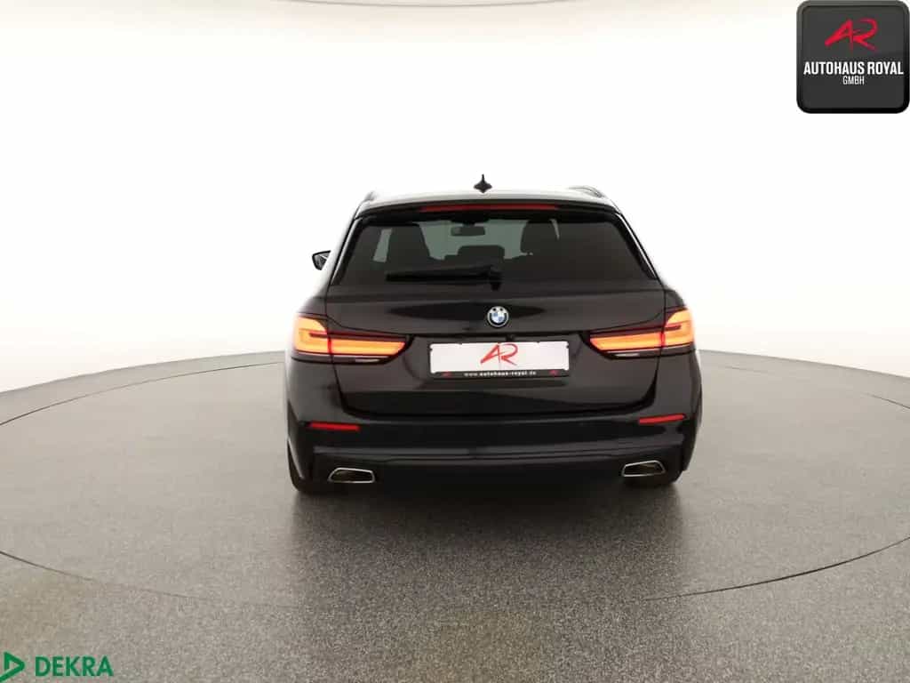 BMW 520 d T ACC,KAMERA,CARPLAY,TOTWINKEL,SPURHALTE 04/2021-photo-3