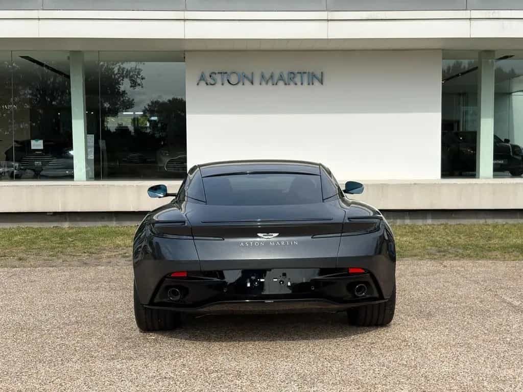 Aston Martin DB12 4.0 V8 null-photo-3