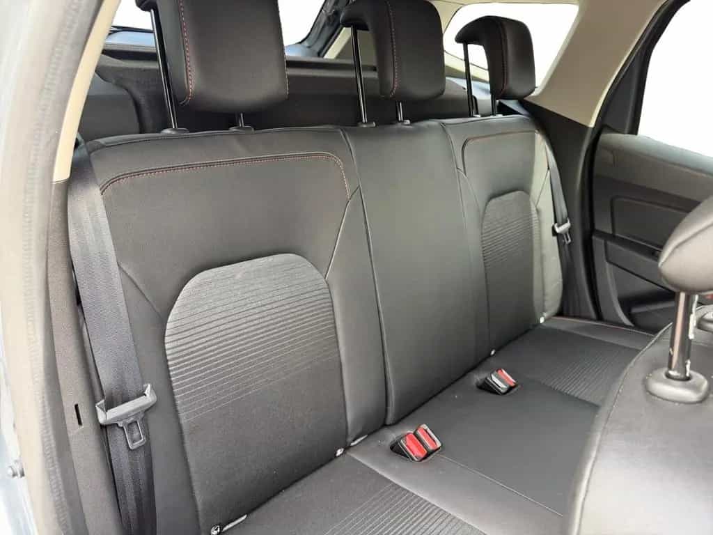 Dacia Duster II Sondermodell Extreme Allrad Kamera 02/2023-photo-16