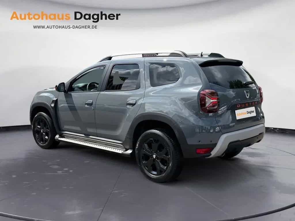 Dacia Duster II Sondermodell Extreme Allrad Kamera 02/2023-photo-2