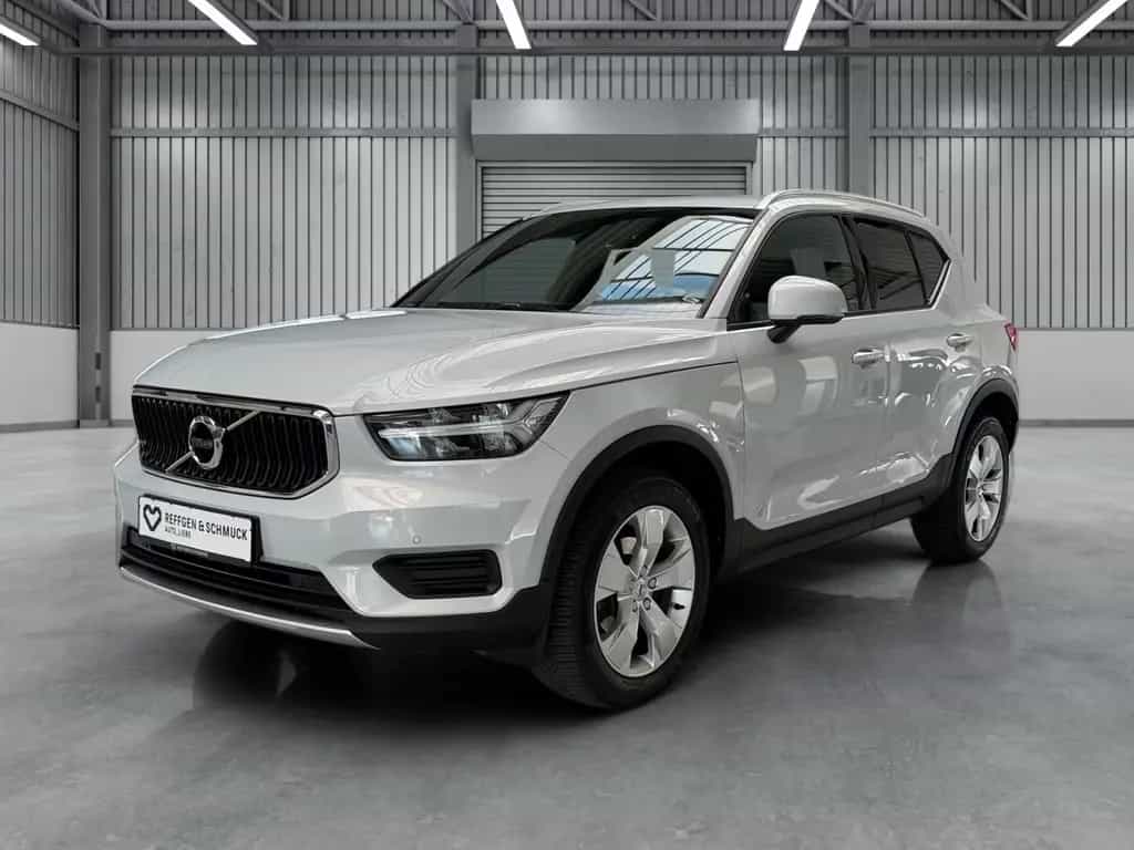 Volvo XC40 MOMENTUM AUTOMAT+NAVI+LED+KAMERA+HARMAN+TÜV 06/2020-photo-26