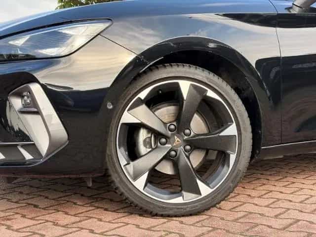Cupra Leon ST 1.5 eTSI Navi Kamera Voll-LED ACC Winter 11/2024-photo-12