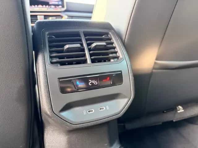 Cupra Leon ST 1.5 eTSI Navi Kamera Voll-LED ACC Winter 11/2024-photo-9