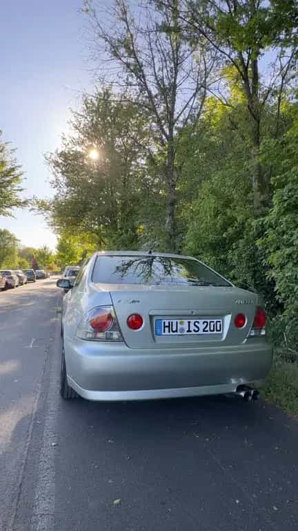 Lexus IS 200 IS200 Facelift | Rostfrei | 133tkm | Tein 06/2003-photo-2