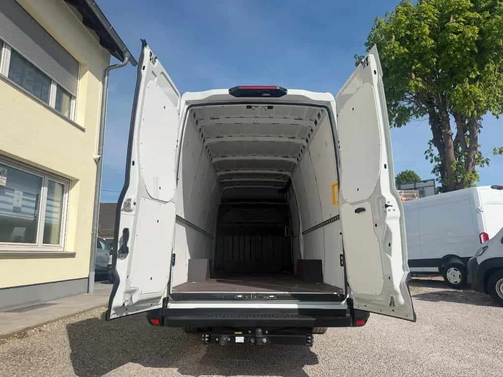 Iveco Other DAILY MY25 35S18V 3.0 L AUTOMATIK L4H2 176PS AHK 10/2025-photo-11