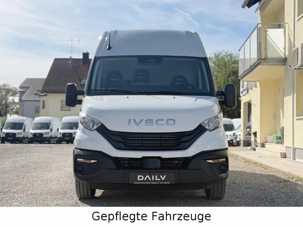 Iveco Other DAILY MY25 35S18V 3.0 L AUTOMATIK L4H2 176PS AHK 10/2025-photo-15