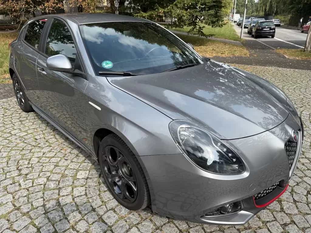 Alfa Romeo Giulietta 1.4 TB Veloce Sport Carbon Navi Leder 12/2016-photo-0