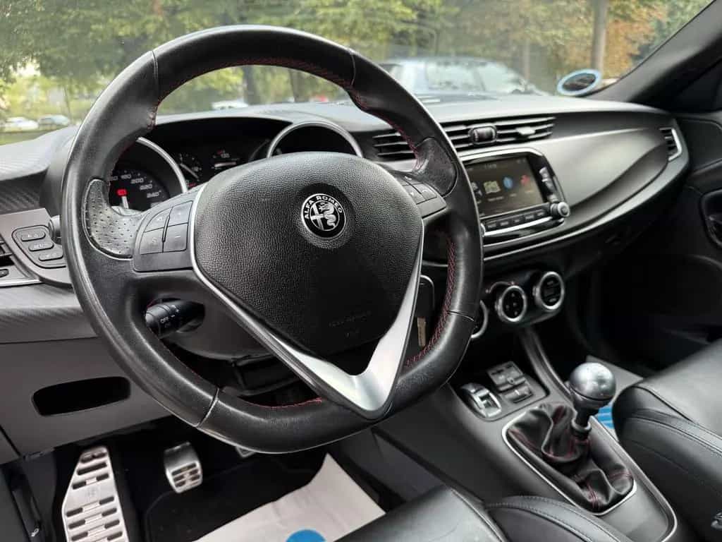Alfa Romeo Giulietta 1.4 TB Veloce Sport Carbon Navi Leder 12/2016-photo-15