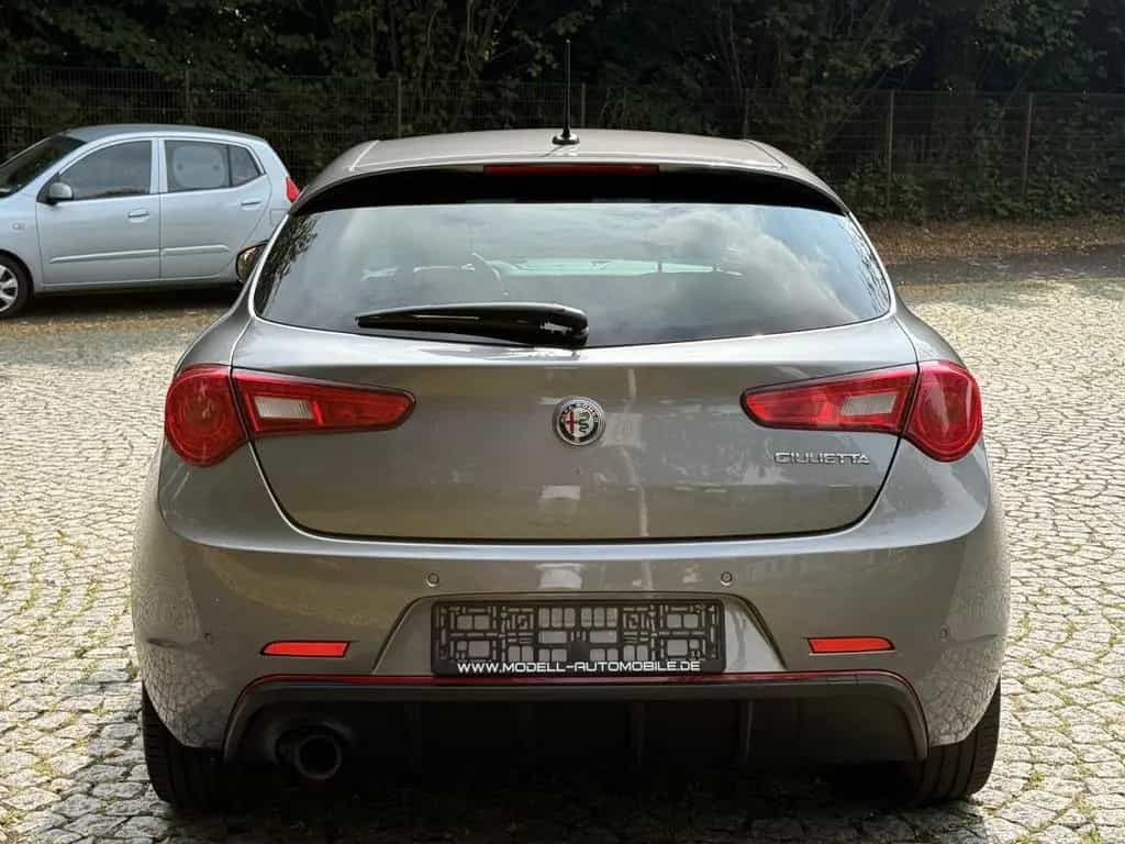 Alfa Romeo Giulietta 1.4 TB Veloce Sport Carbon Navi Leder 12/2016-photo-5