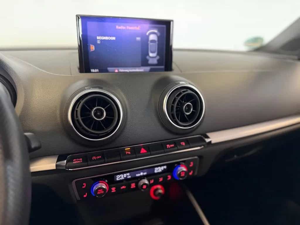 Audi A3 Cabrio 1.8TFSI*S-line*Lane*ACC*DCC*NHZ*SHZ 06/2015-photo-15
