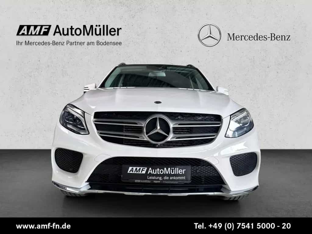 Mercedes-Benz GLE 350 d 4MATIC AMG-LINE | PANO | AHK | NIGHT 08/2018-photo-3