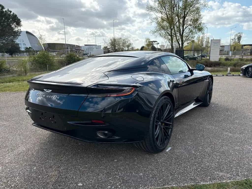 Aston Martin DB12 4.0 V8 null-photo-4