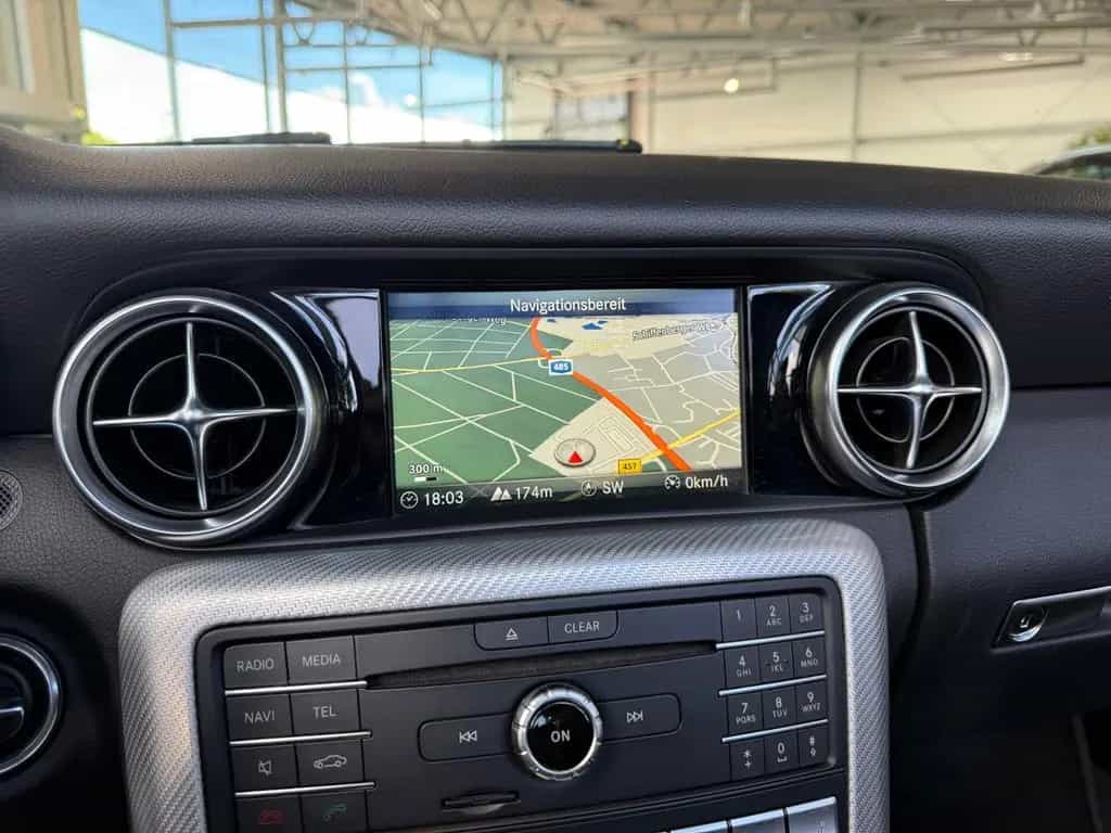 Mercedes-Benz SLC 200 Roadster DISTRONIC LED LEDER 05/2019-photo-15