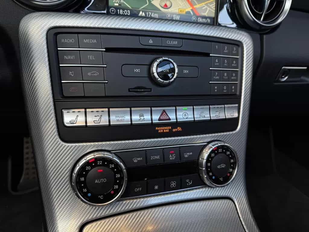 Mercedes-Benz SLC 200 Roadster DISTRONIC LED LEDER 05/2019-photo-16