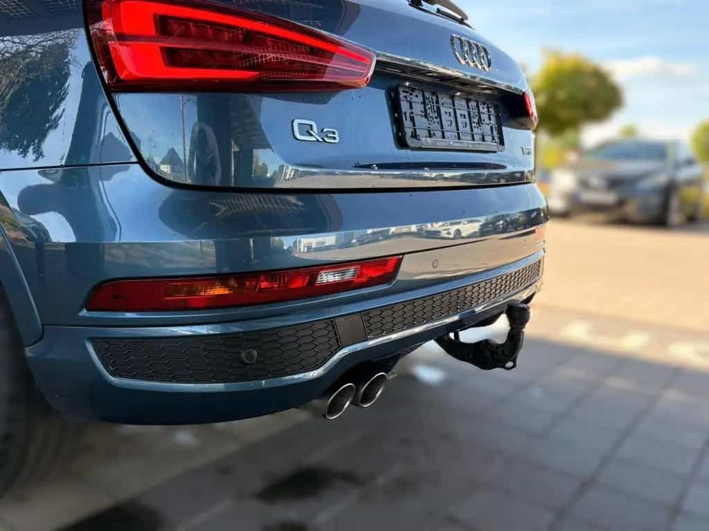 Audi Q3 1.4 TFSI sport  LED Navi AHK Alufelgen PDC Te 01/2018-photo-4