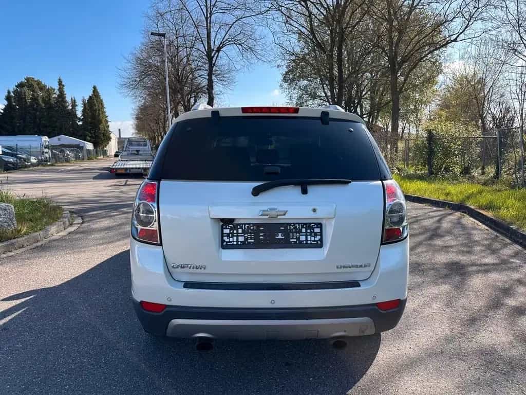 Chevrolet Captiva 3.0 V6 LTZ 4WD AUTOMATIK 7 Sitzer 11/2011-photo-5