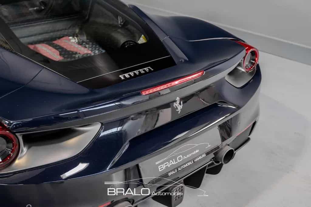 Ferrari 488 GTB , DER SCHÖNSTE ! Ferrari Garantie 05/2018-photo-13