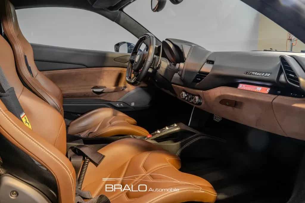 Ferrari 488 GTB , DER SCHÖNSTE ! Ferrari Garantie 05/2018-photo-19
