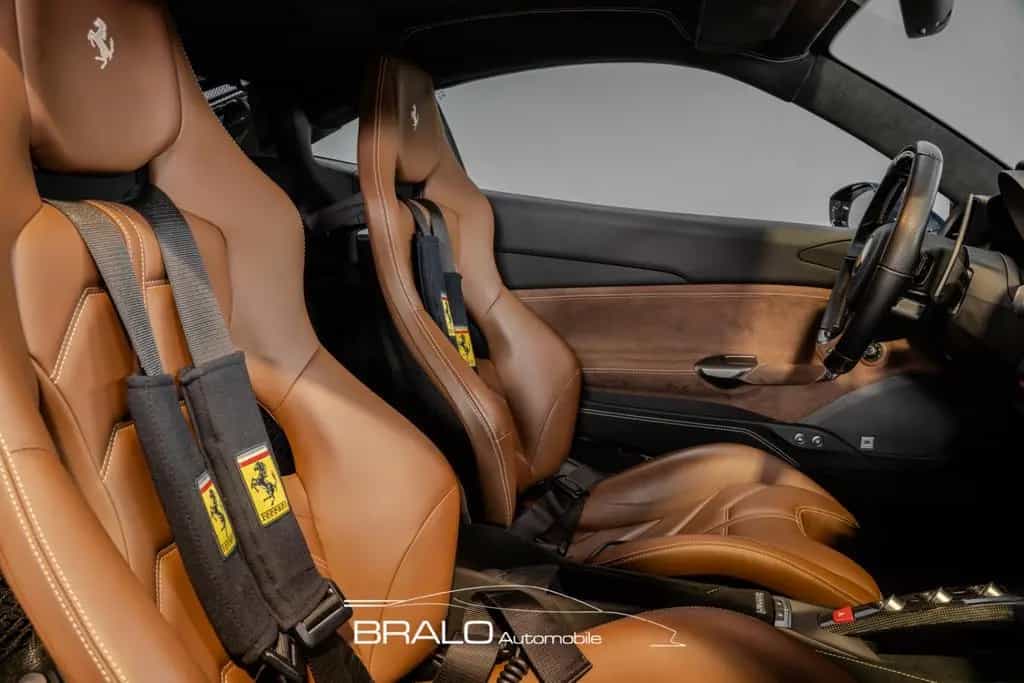 Ferrari 488 GTB , DER SCHÖNSTE ! Ferrari Garantie 05/2018-photo-20