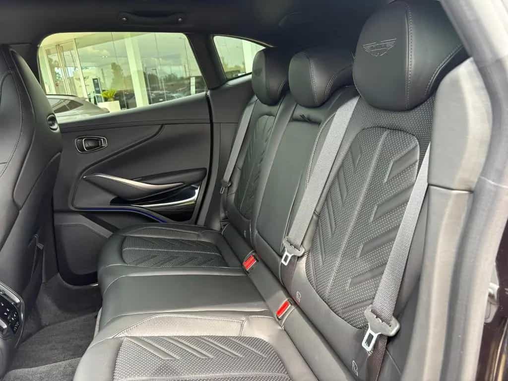 Aston Martin DBX 4.0 V8 S null-photo-11