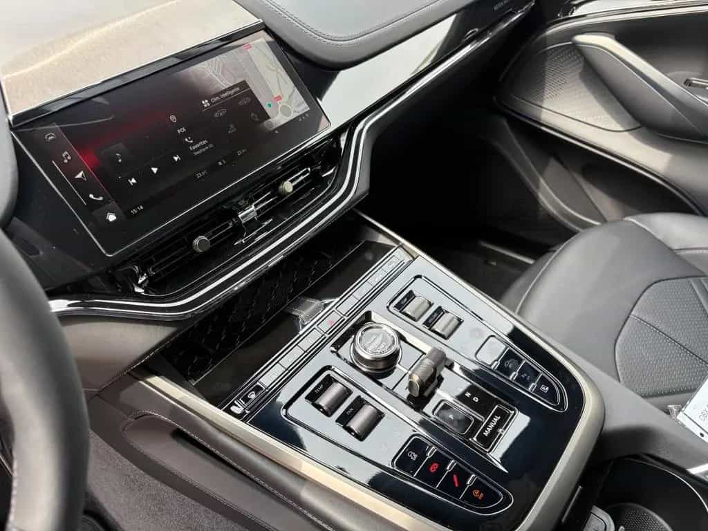 Aston Martin DBX 4.0 V8 S null-photo-9