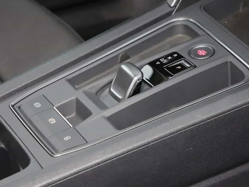 Cupra Formentor 1.5 TSI DSG 18" Navi Kamera el.Heckkla 04/2024-photo-10