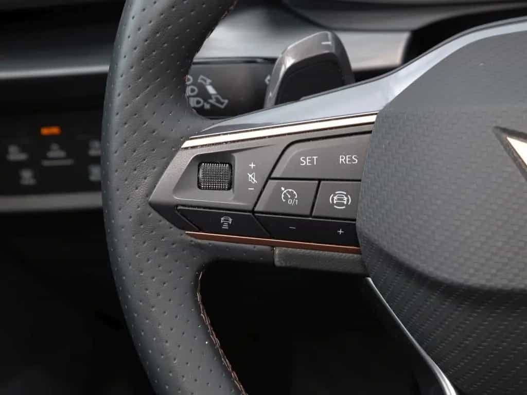 Cupra Formentor 1.5 TSI DSG 18" Navi Kamera el.Heckkla 04/2024-photo-17