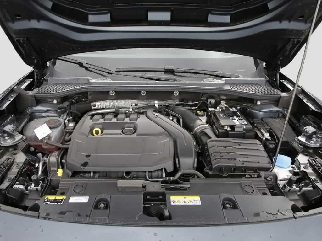 Cupra Formentor 1.5 TSI DSG 18" Navi Kamera el.Heckkla 04/2024-photo-7