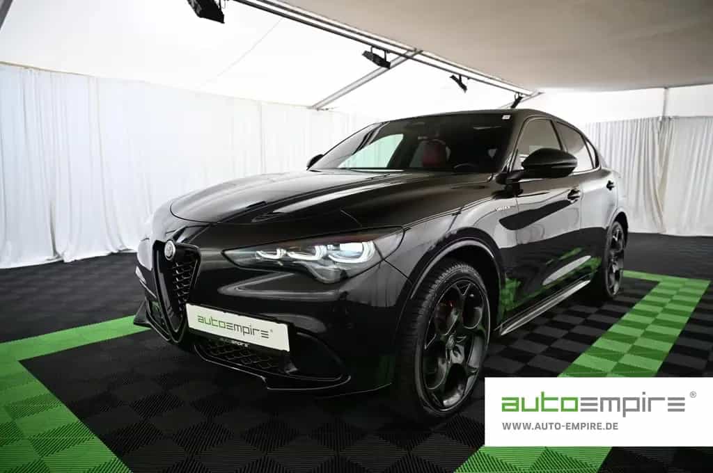Alfa Romeo Stelvio 2.2 Q4 AT8 Veloce LED/NAVI/PANO/AHK/21 11/2024-photo-0