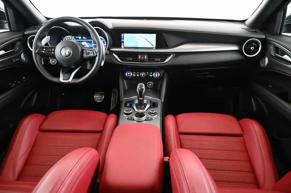 Alfa Romeo Stelvio 2.2 Q4 AT8 Veloce LED/NAVI/PANO/AHK/21 11/2024-photo-10