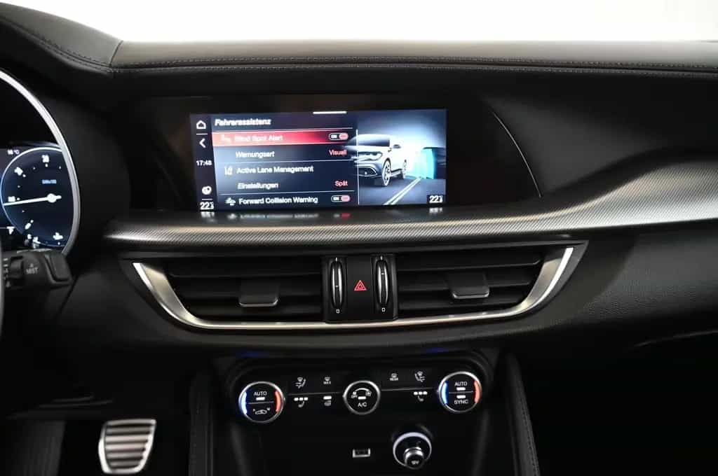 Alfa Romeo Stelvio 2.2 Q4 AT8 Veloce LED/NAVI/PANO/AHK/21 11/2024-photo-15