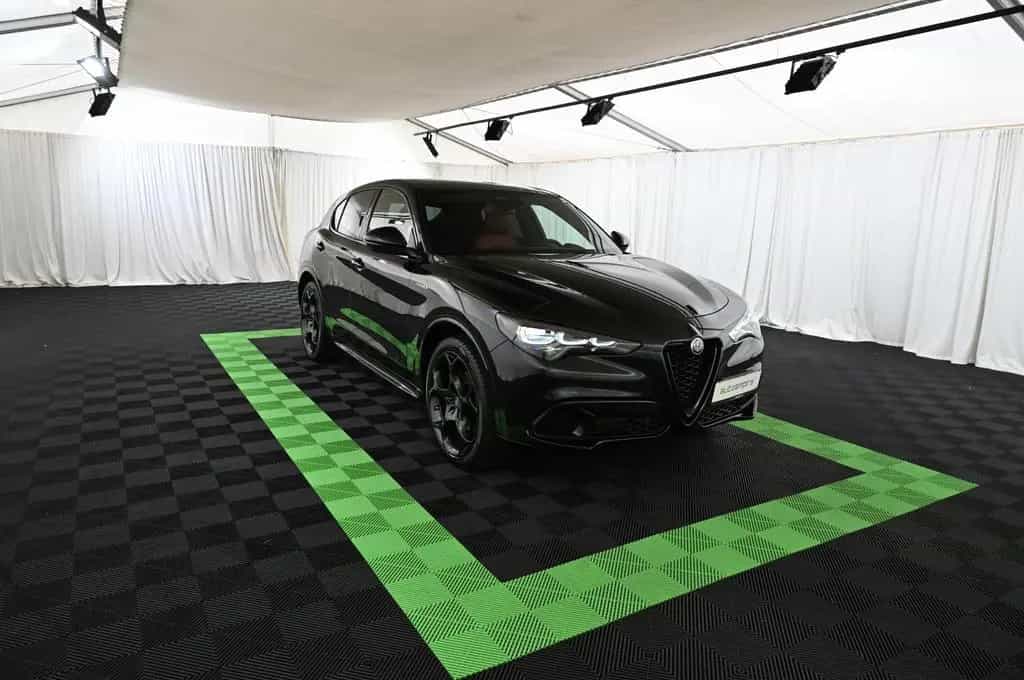 Alfa Romeo Stelvio 2.2 Q4 AT8 Veloce LED/NAVI/PANO/AHK/21 11/2024-photo-3