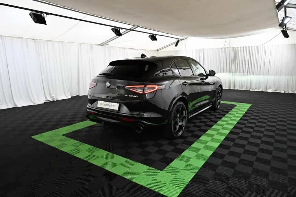 Alfa Romeo Stelvio 2.2 Q4 AT8 Veloce LED/NAVI/PANO/AHK/21 11/2024-photo-4