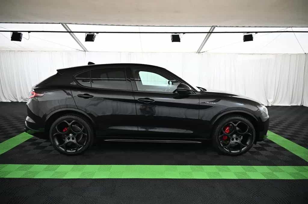 Alfa Romeo Stelvio 2.2 Q4 AT8 Veloce LED/NAVI/PANO/AHK/21 11/2024-photo-7