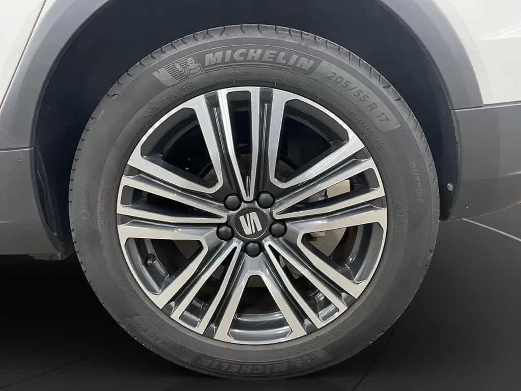 Seat Arona 1.0 TSI Style Edition DSG LED LM 17" Navi 03/2024-photo-11