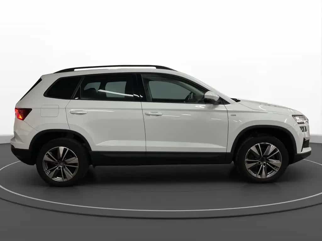 Skoda Karoq 1.5 TSI Tour DSG AHK LED LM 17" PDC+RFK Te 01/2023-photo-4