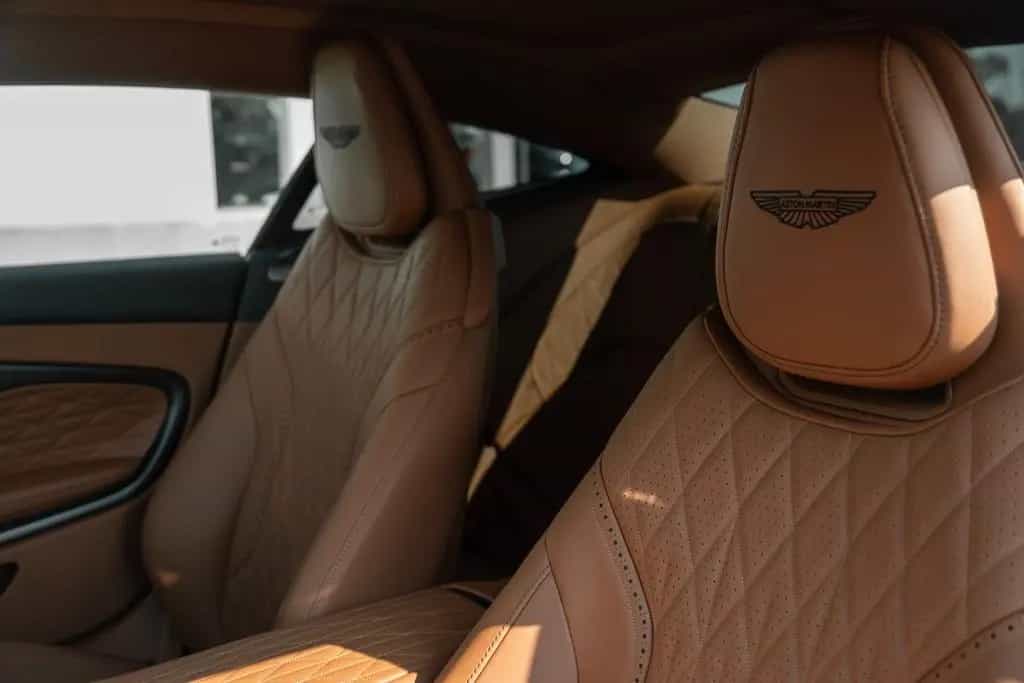 Aston Martin DB12 4.0 V8 null-photo-22