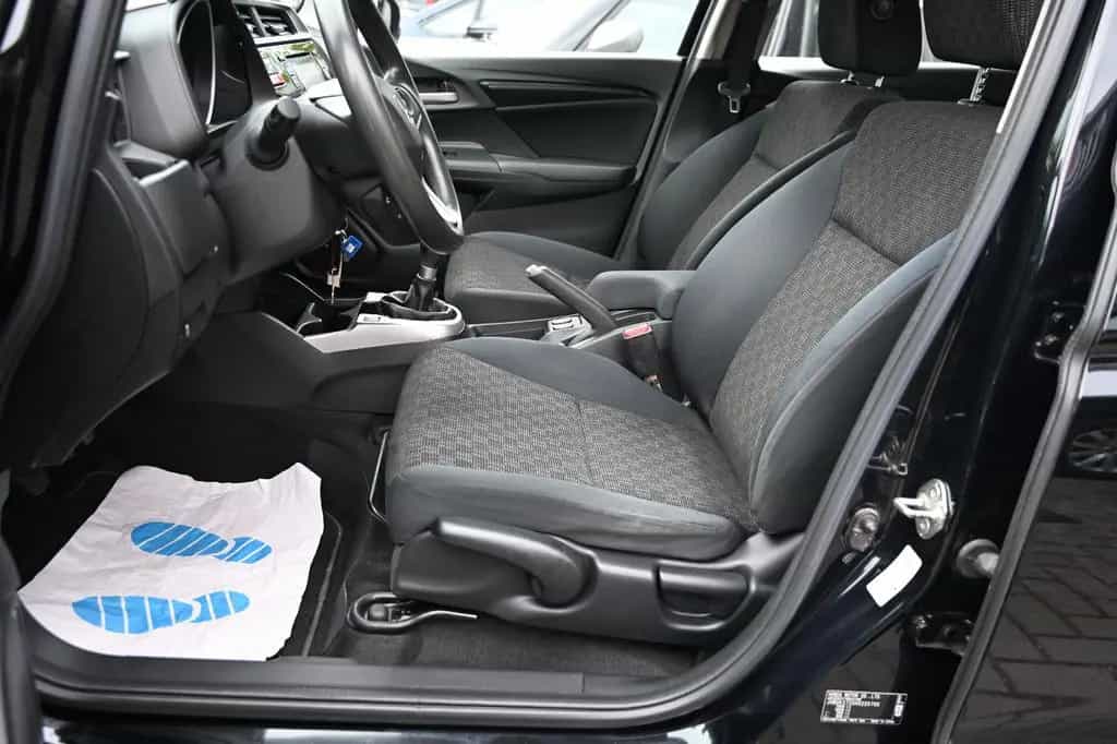Honda Jazz 1.3 i-VTEC Trend 1.Hd. Sitzhz. AHK 08/2017-photo-11