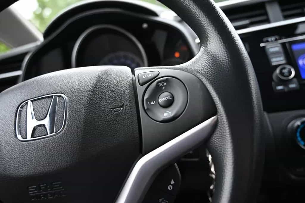 Honda Jazz 1.3 i-VTEC Trend 1.Hd. Sitzhz. AHK 08/2017-photo-17